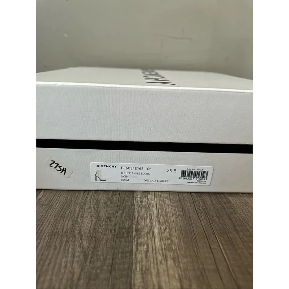 GIVENCHY White G Cube Ankle Boots $1250 - Picture 12 of 12